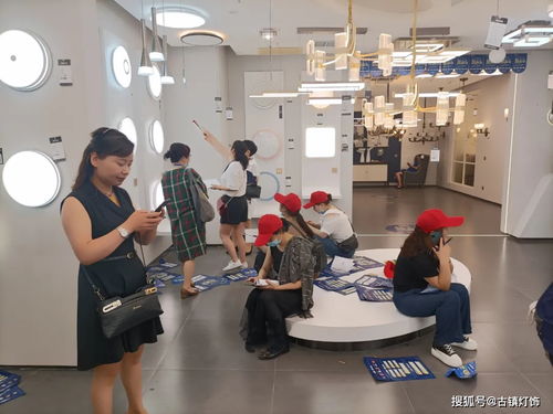 長沙歐普工廠購 農(nóng)產(chǎn)品零售掀熱潮，萬人空巷顯火爆